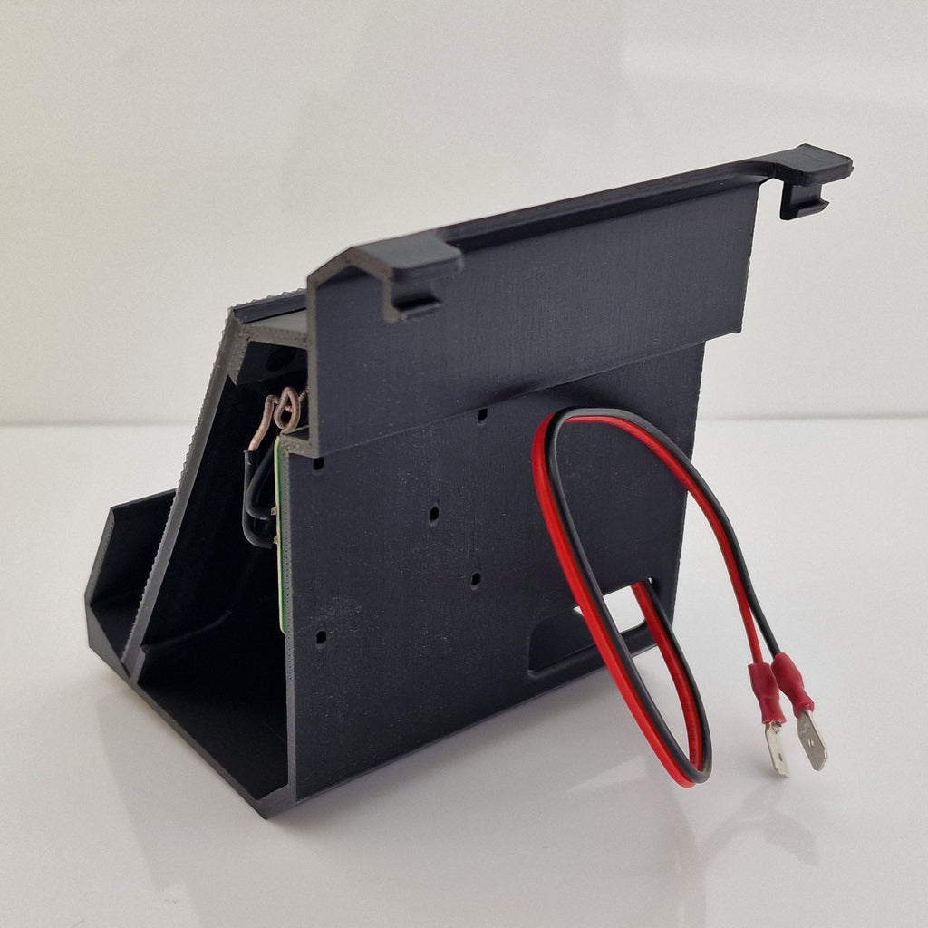 Range Rover L322 Ashtray Wireless Charger